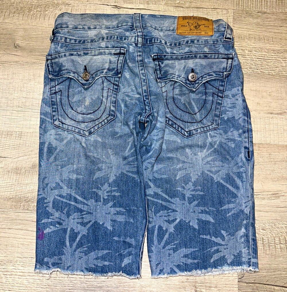 True Religion Men's Blue Light Wash Tropical Floral Denim Shorts Raw Hem 34